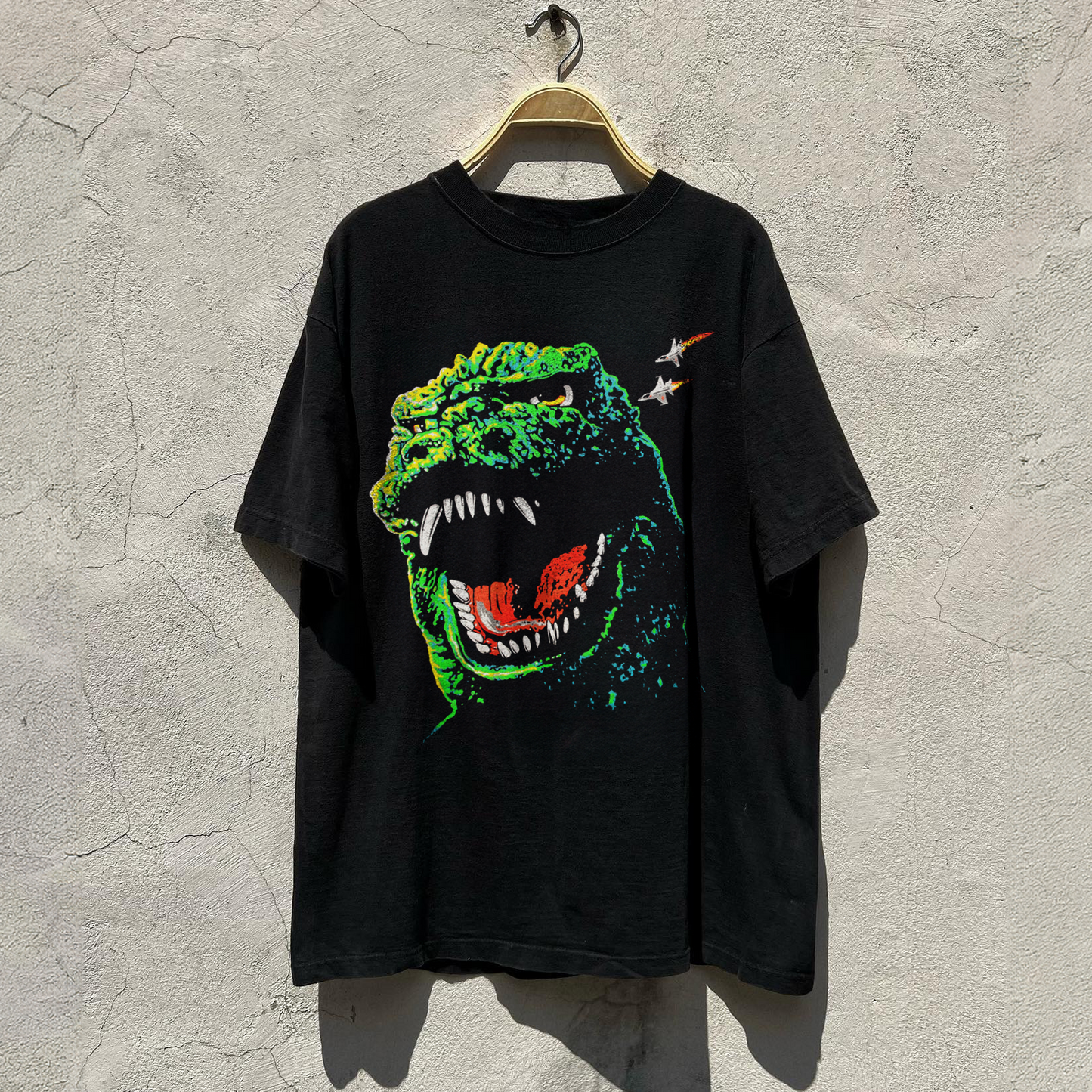 GODZILLA 'KING OF THE MONSTERS' HEAVYWEIGHT BLACK T-SHIRT
