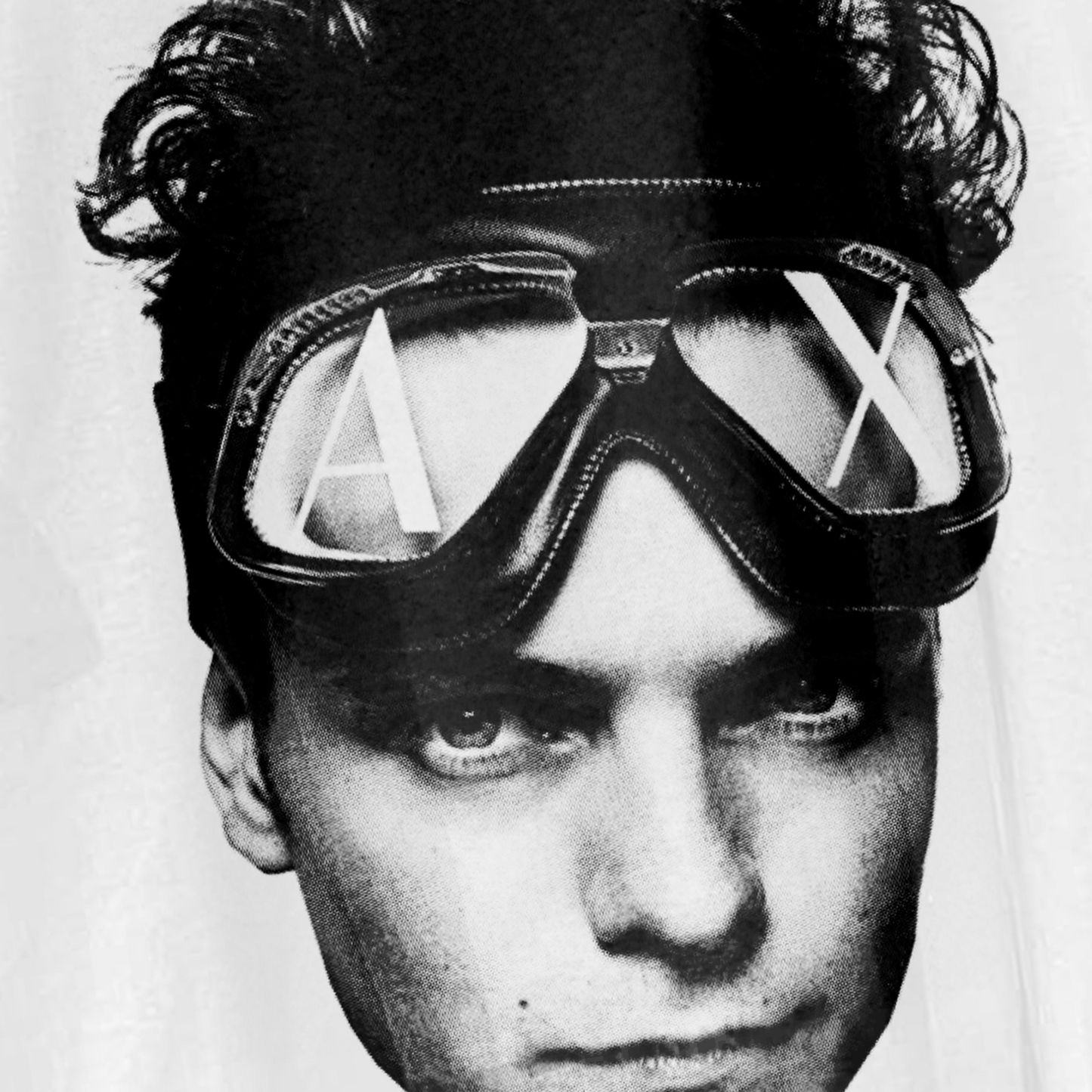 'MARTIN GARIX' GOGGLE HEAVYWEIGHT WHITE T-SHIRT