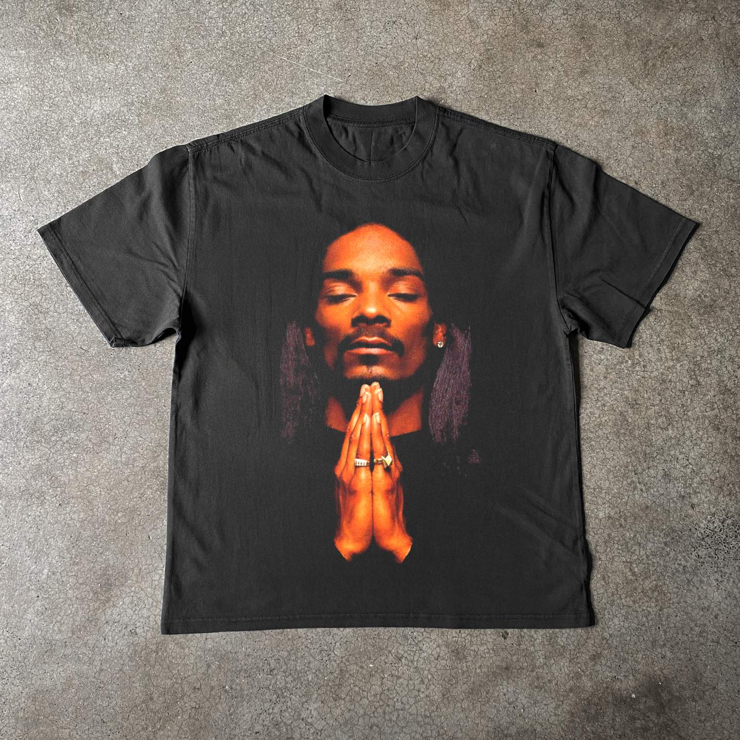 SNOOP DOGG DOGGFATHER PRAYER HEAVYWEIGHT BLACK TEE