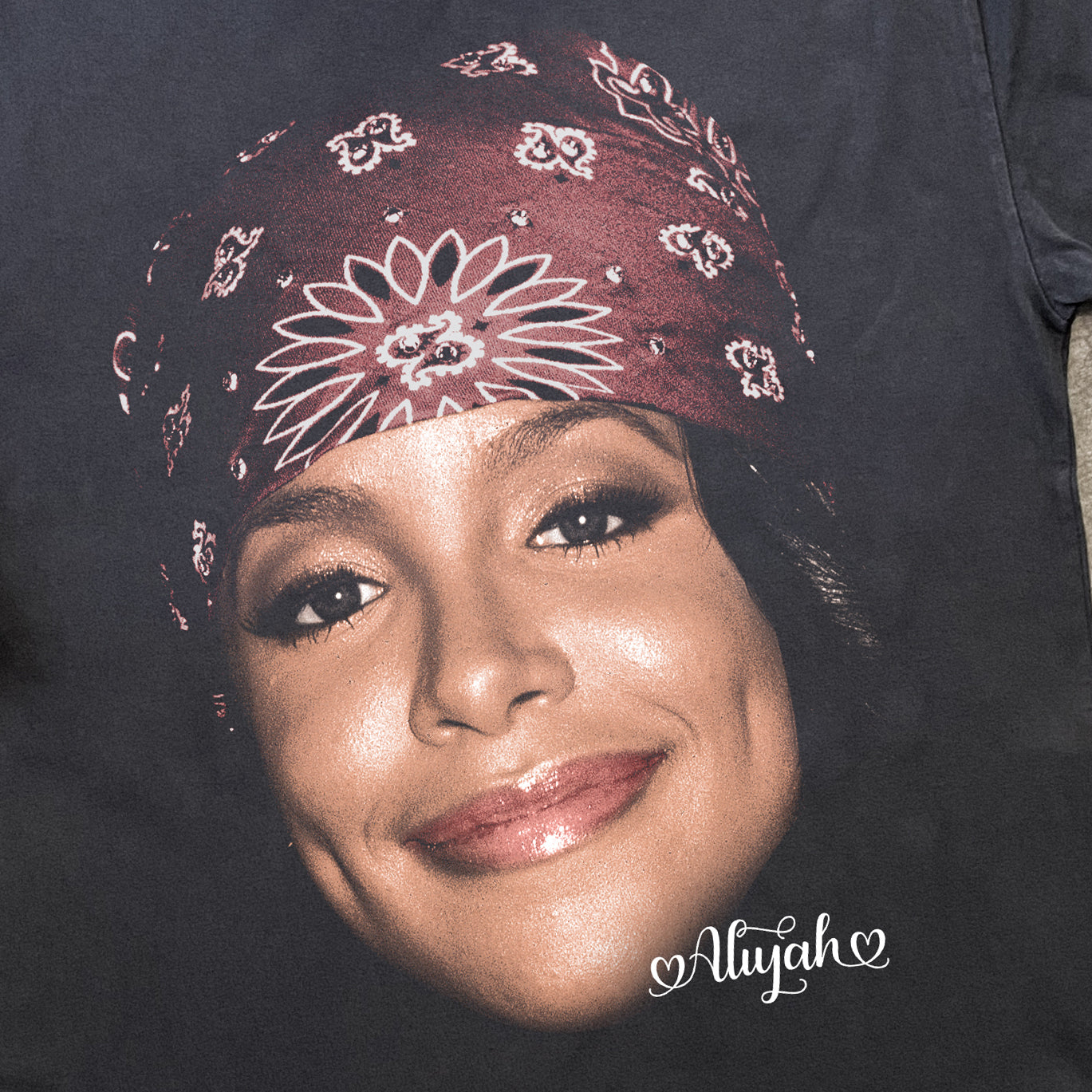 AALIYAH - BEAUTIFULL SMILE BABBY GIRL HEAVYWEIGHT BLACK T-SHIRT