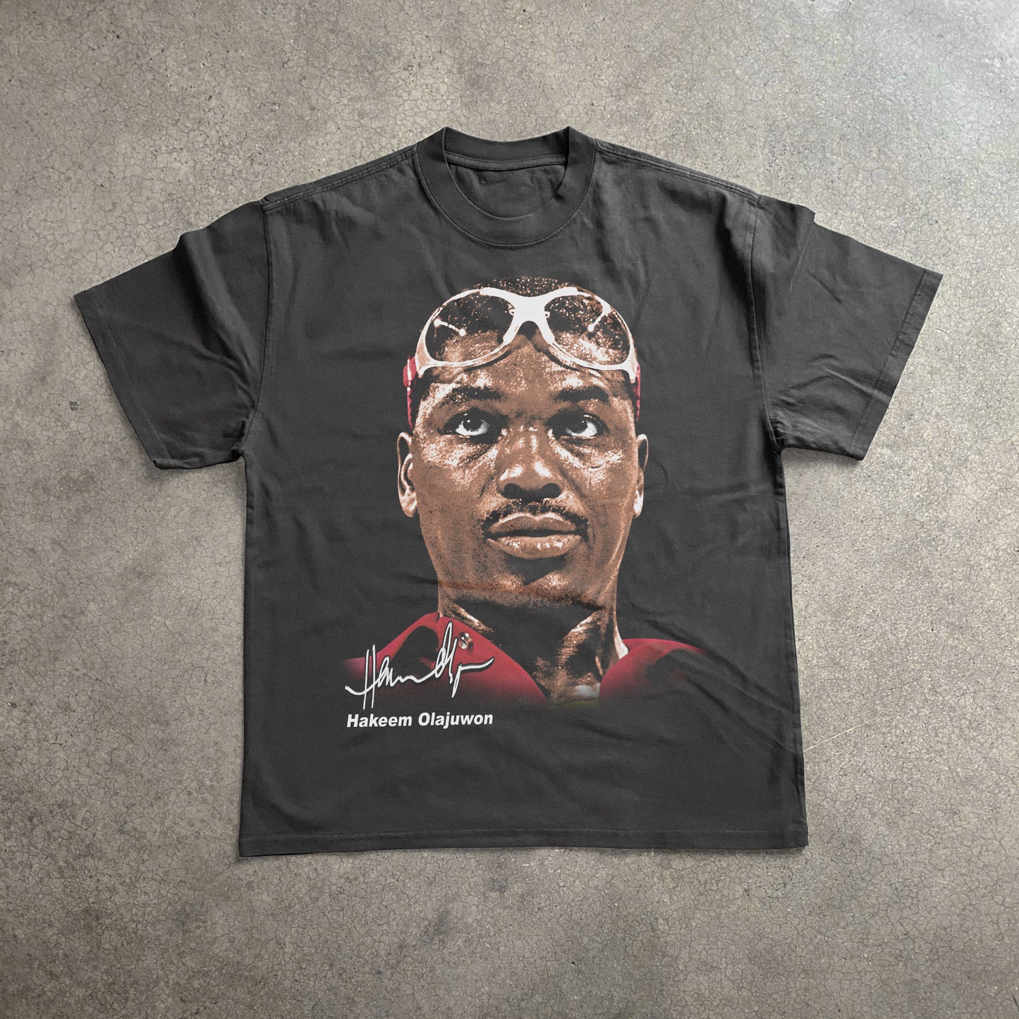 HAKEEM OLAJUWON BIG HEAD HEAVYWEIGHT BLACK T-SHIRT