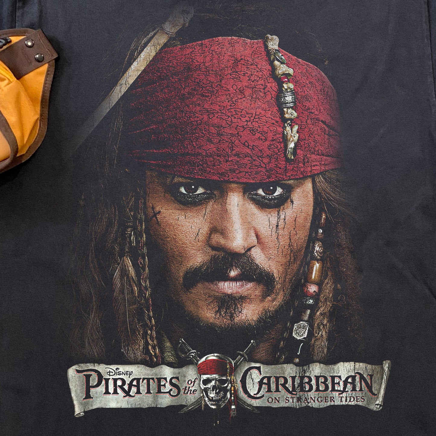 JACK SPARROW - PIRATTES OF CARIBBEAN BLACK HEAVYWEIGHT T-SHIRT