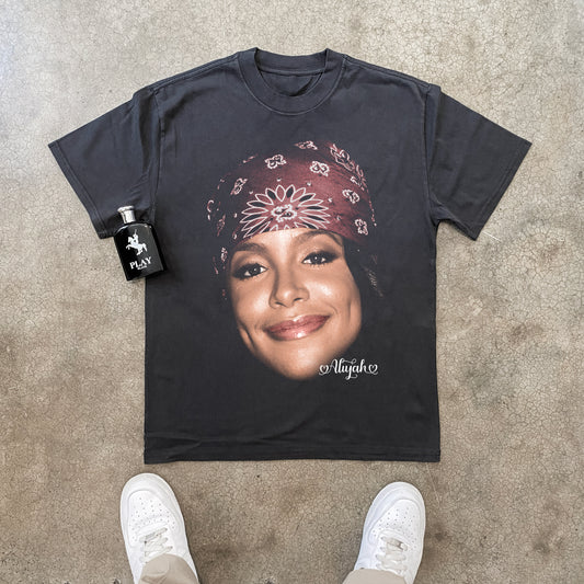 AALIYAH - BEAUTIFULL SMILE BABBY GIRL HEAVYWEIGHT BLACK T-SHIRT