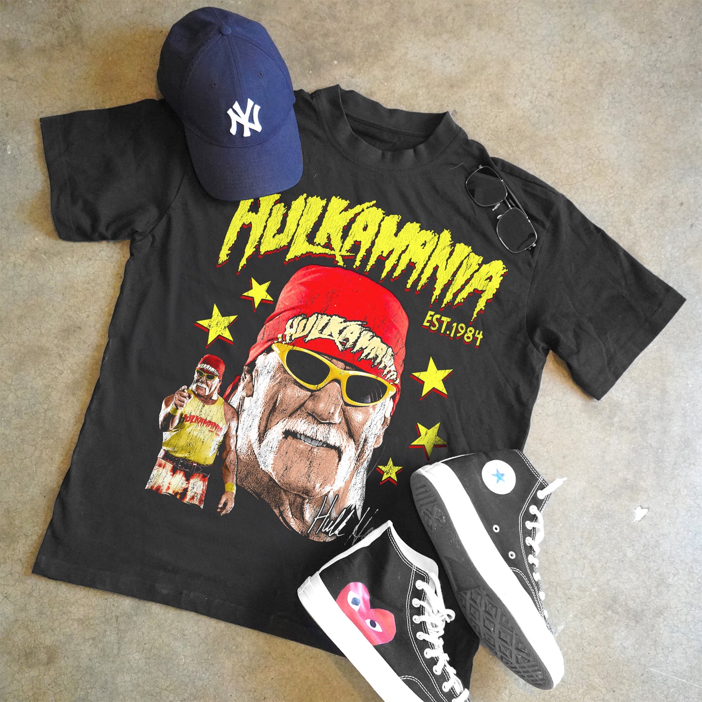 HULK HOGAN HEAVYWEIGHT BLACK T-SHIRT