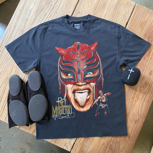 REY MYSTERIO HEAVYWEIGHT BLACK T-SHIRT