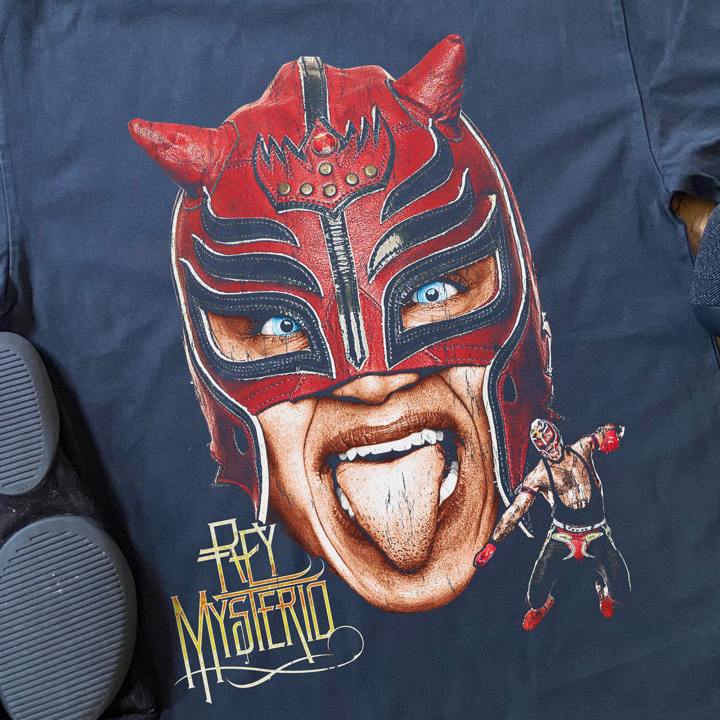 REY MYSTERIO HEAVYWEIGHT BLACK T-SHIRT