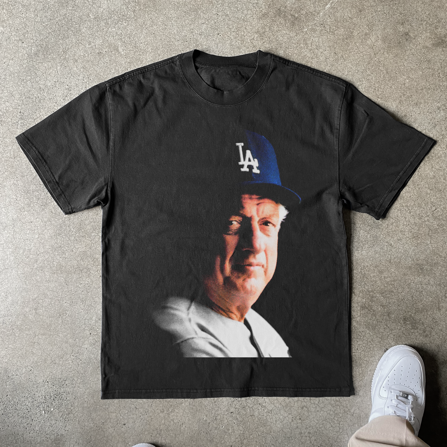 'TOMMY LASORDA' HEAVYWEIGHT BLACK T-SHIRT