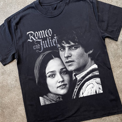 Romeo And Juliet 1968 Heavyweight Black T-Shirt