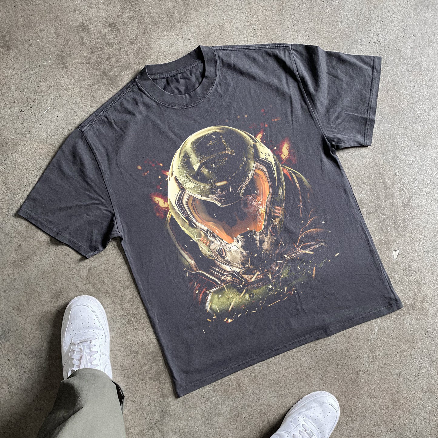 Doomguy - Doom Slayer Big Head Heavyweight Black T-Shirt