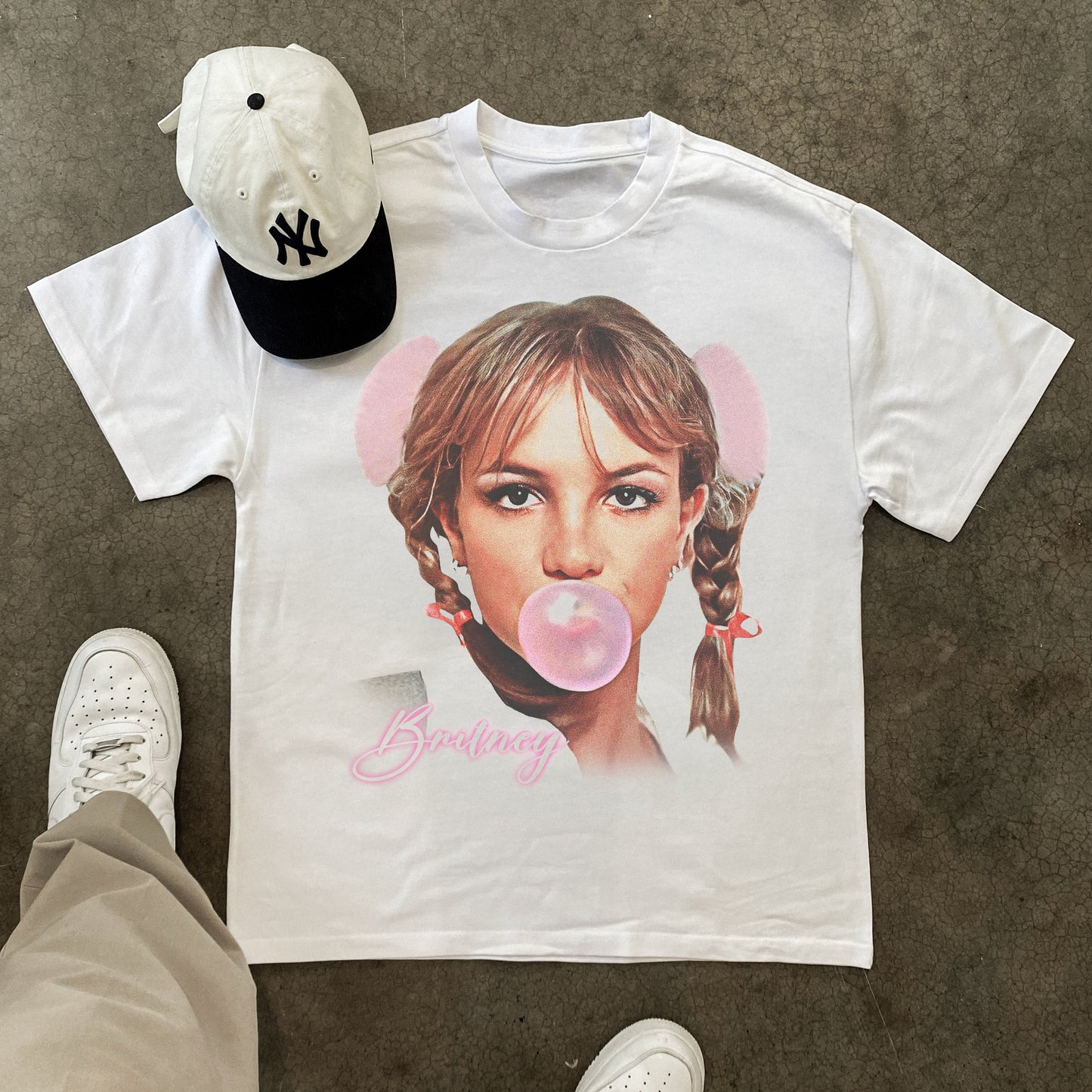 BRITNEY 'SPEARS' HEAVYWEIGHT WHITE T-SHIRT